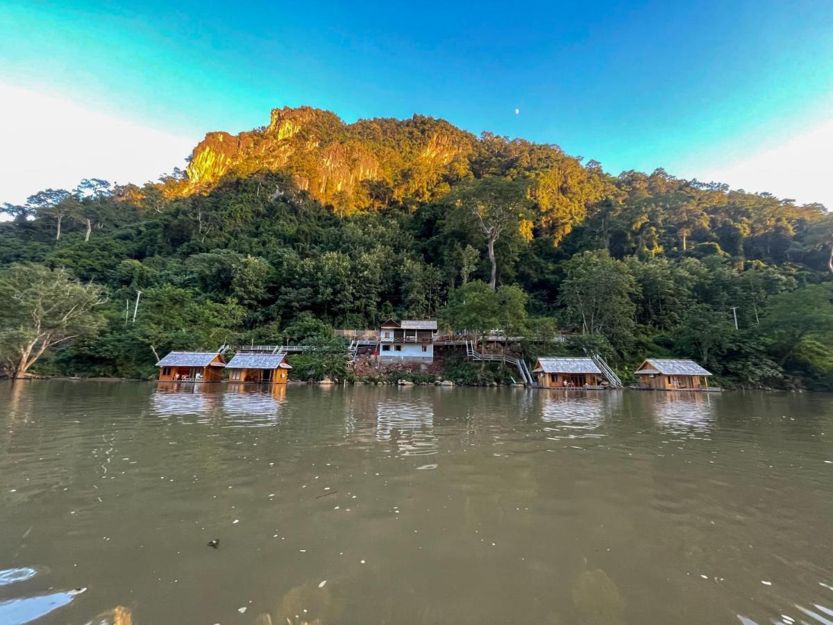 Готель Nongkhiaw The Float House Екстер'єр фото